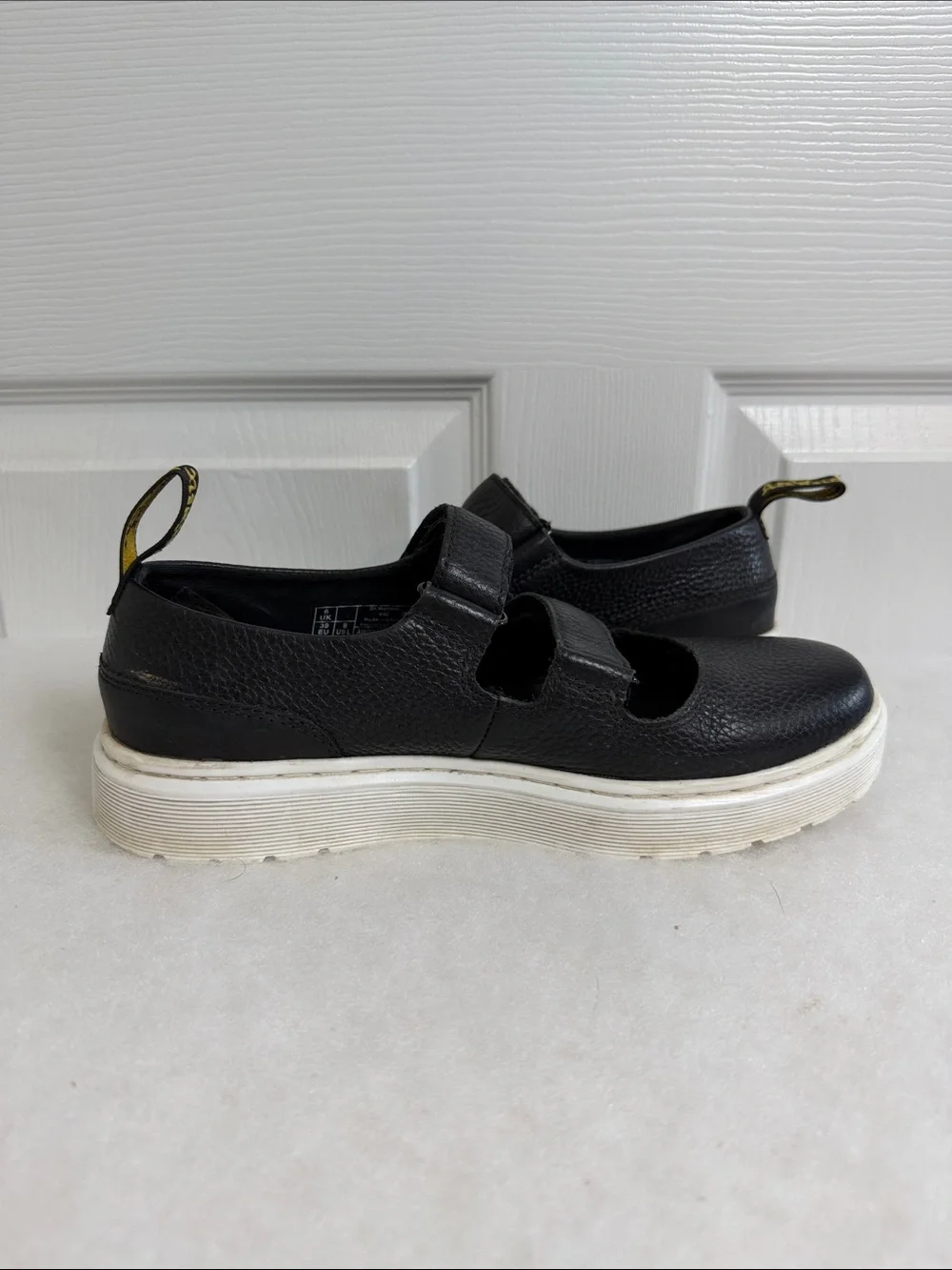 Dr. Doc Martens Mary Jane Leather Mae Platform Sneakers Women's Large 8